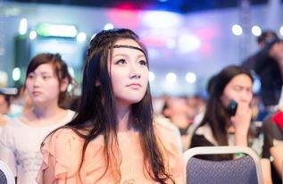 LOL三骚女主播,电竞圈中的璀璨星辰